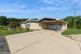 14810 W Hickory Rd, Zion, IL 60099