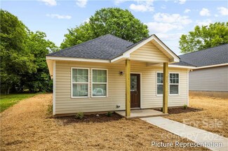 402 2nd St SW, Hickory, NC 28602