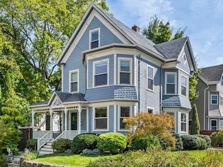 110 Woerd Ave, Waltham, MA 02453
