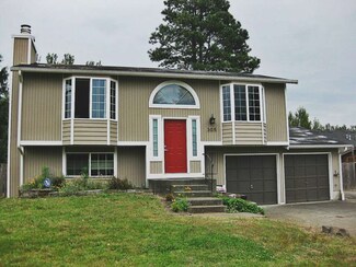 305 Pacific Ave S, Pacific, WA 98047