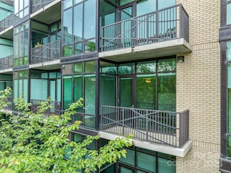 60 N Market St Unit 216, Asheville, NC 28801