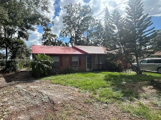 1606 Churchill St, Lake Placid, FL 33852