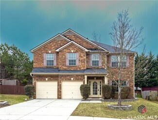 2974 Gayle Manor Ln, Snellville, GA 30078
