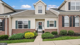 2146 Hidden Meadows Ave, Pennsburg, PA 18073