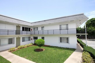 3280 Cynthia Ln Unit 211, Lake Worth, FL 33461