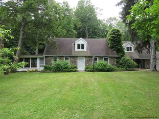 80 Jenkinstown Rd, New Paltz, NY 12561