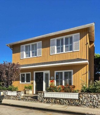 208 Abalone Ave, Newport Beach, CA 92662