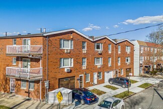 70-50 153rd St, Flushing, NY 11367