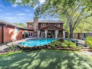 2634 Woodwick Dr, Sugar Land, TX 77479