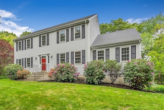 5 Lost Hill Dr, Medway, MA 02053