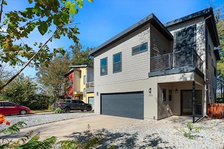 2022 E 2nd St, Austin, TX 78702