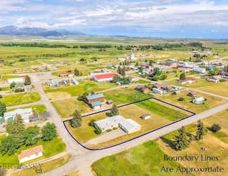 215 W Sacajawea St, Wilsall, MT 59086
