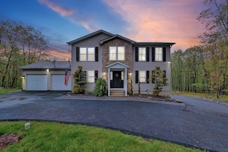 2503 Vista Dr, Blakeslee, PA 18610