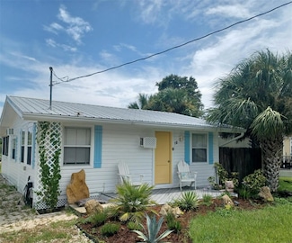 15 First Ave, Palm Coast, FL 32137