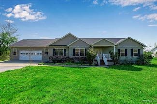 1275 Center St, East Aurora, NY 14052