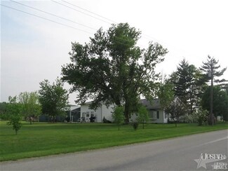2921 W 800 S, South Whitley, IN 46787