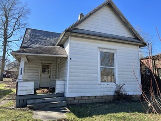 931 W 3rd St, Anderson, IN 46016