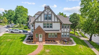 1120 & 1124 Ward Pkwy, Kansas City, MO 64112