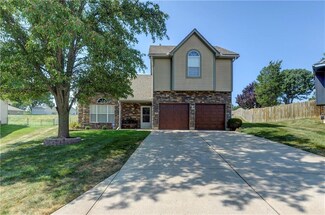 1124 N Mohican Ct, Independence, MO 64056