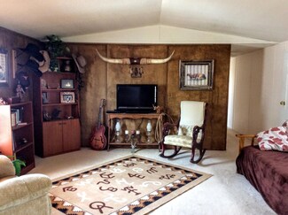 109 Esperanza, Moriarty, NM 87035