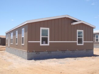 507 Claessens Dr, Morristown, AZ 85342