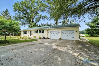 16864 Oil Center Rd, Cygnet, OH 43413