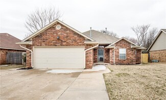 1717 Saint Christopher Dr, Edmond, OK 73003
