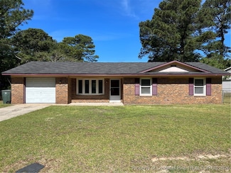 5675 Livingston Dr, Fayetteville, NC 28311