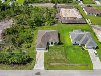 2811 44th St W, Lehigh Acres, FL 33971
