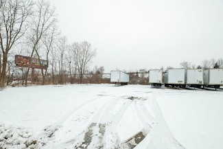 1265 Roth Dr, Lansing, MI 48911