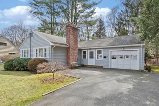 18 Evergreen Rd, Needham Heights, MA 02494