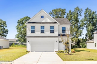 607 S Squires Run Ln, Richlands, NC 28574