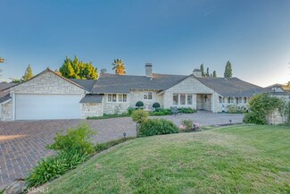 19320 Citronia St, Northridge, CA 91324
