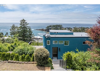 315 NE Vista Terrace Ave, Depoe Bay, OR 97341