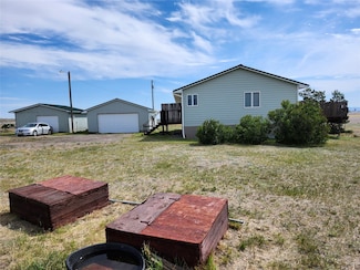 72 Embry Ln, Great Falls, MT 59404