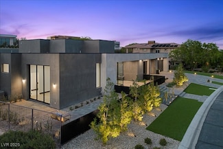 38 Skybird Ct, Las Vegas, NV 89135