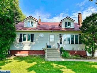 1803 Wolf Rd, Virginia, MN 55792