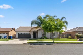 982 Maple Valley Way, Lindsay, CA 93247