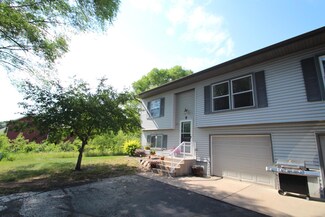 755 Sandhill Point N Unit Y, North Hudson, WI 54016