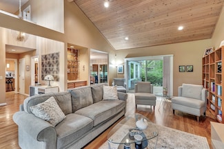 620 Harpeth Trace Dr, Nashville, TN 37221