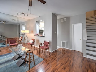 3800 Tanglewilde St Unit 703, Houston, TX 77063