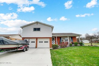 2935 Hanover Dr, Lima, OH 45805