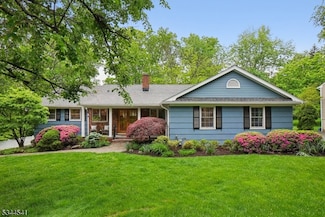 1029 Ledgewood Rd, Mountainside, NJ 07092