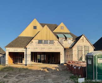 6716 S Gardenia Ave, Broken Arrow, OK 74011