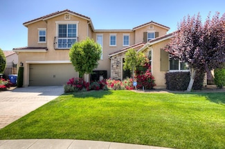 1148 Cordova Ave, Clovis, CA 93619