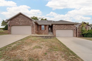 1433 S Atlas Ct, Ozark, MO 65721