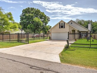 4719 S 32nd West Ave, Tulsa, OK 74107