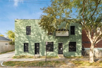 160 E Barthman Ave, Columbus, OH 43207