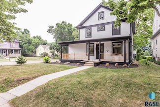 234 N Summit Ave, Sioux Falls, SD 57104