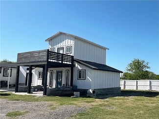 7092 County Road 4121, Taft, TX 78390